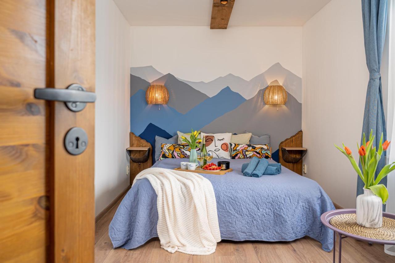 Family Garden Apartments With Free Private Parking & Playground Riga Exterior foto