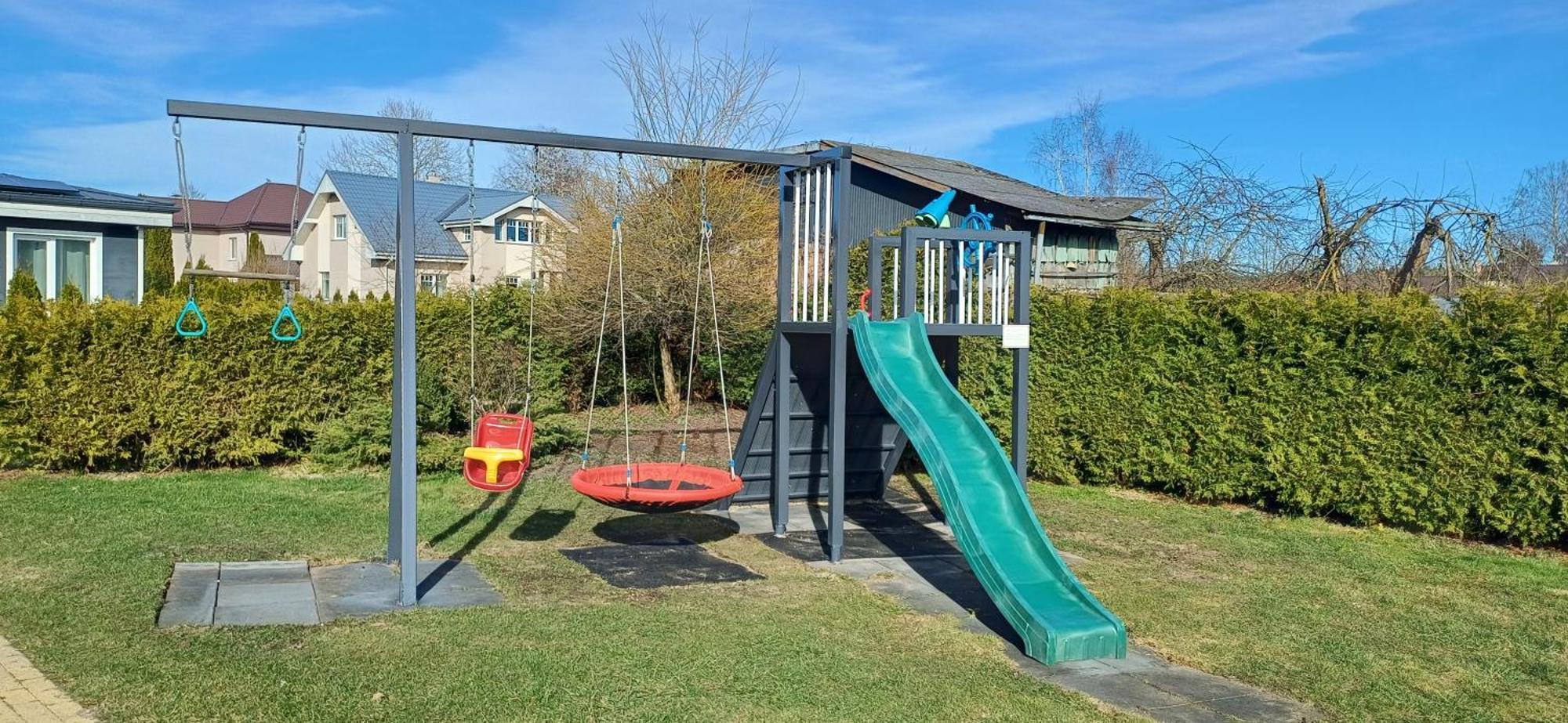 Family Garden Apartments With Free Private Parking & Playground Riga Exterior foto